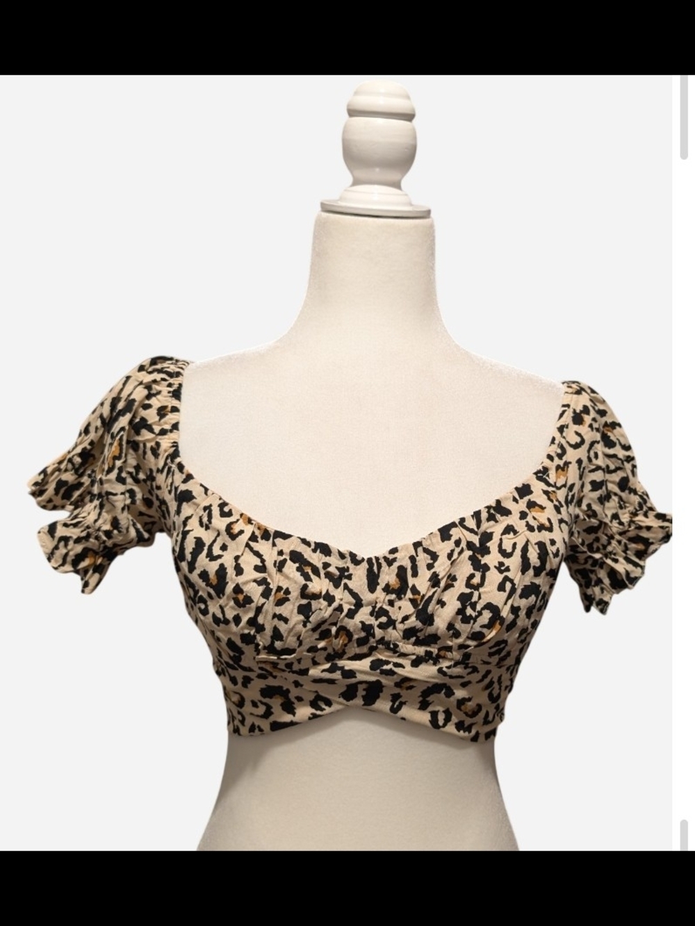 Leopard Print Puff Sleeve Crop Top — Beige/Black